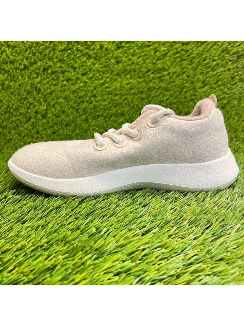 Allbirds Wool Runner Mizzles Womens Size 5 Beige Athletic Running Shoes Sneakers